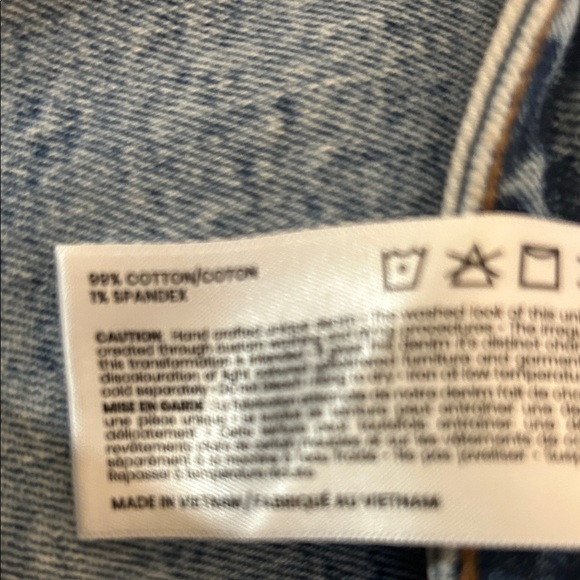 High Rise Distressed Blue Jeans - Picture 3 of 4